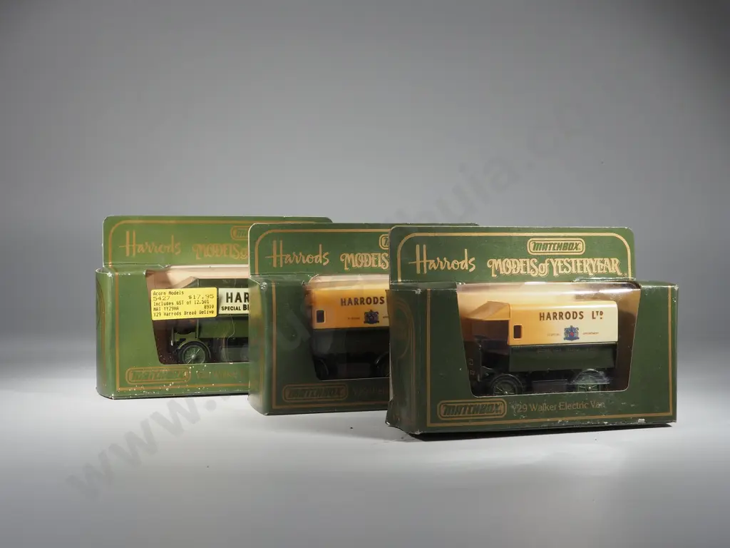 Three Boxed Matchbox Models of Yesteryear "Harrods" Three Y29 Image 1++