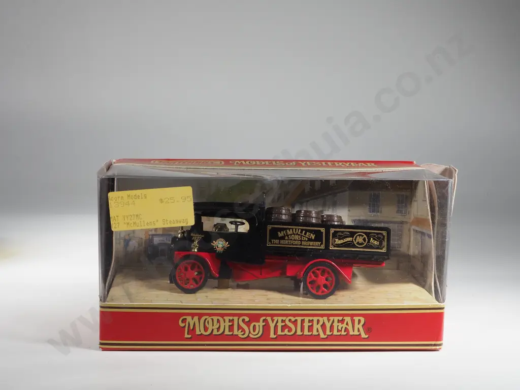 Four Boxed Matchbox Models of Yesteryear: Y21 / Y-27B /Y42 / Y44 Image 1++