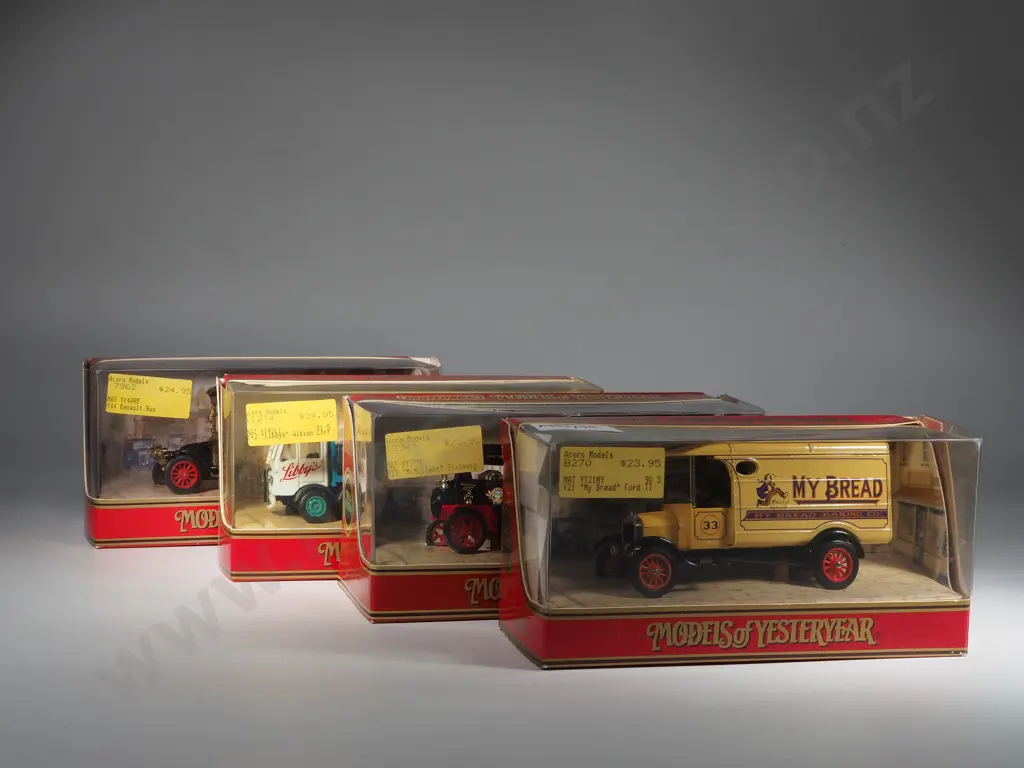 Four Boxed Matchbox Models of Yesteryear: Y21 / Y-27B /Y42 / Y44 Image 1++