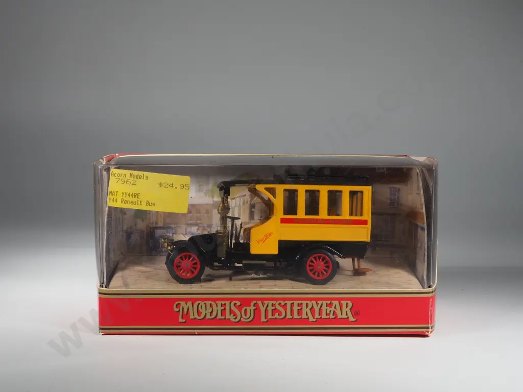 Four Boxed Matchbox Models of Yesteryear: Y21 / Y-27B /Y42 / Y44 Image 1++