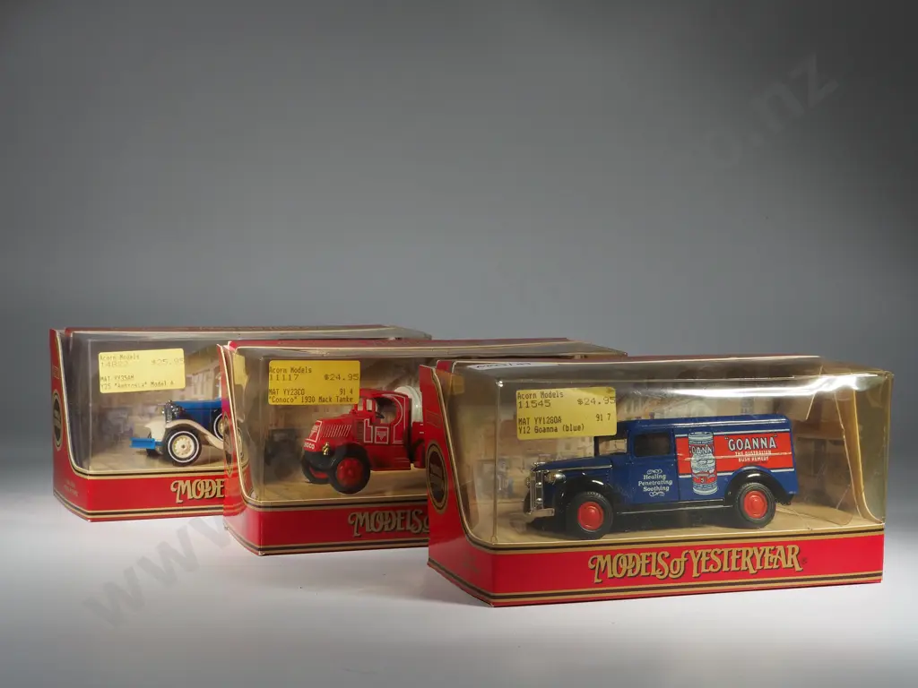 Three Boxed Matchbox Models of Yesteryear: Y12-C / Y23-B /Y-35B Image 1++