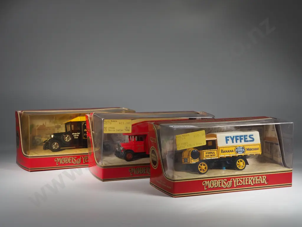 Three Boxed Matchbox Models of Yesteryear: Y8-C / Y-31/ Y-47 Image 1++