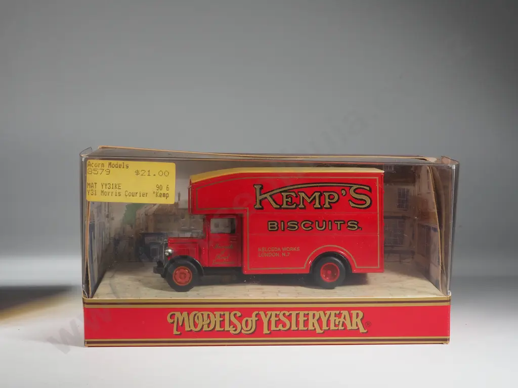 Three Boxed Matchbox Models of Yesteryear: Y8-C / Y-31/ Y-47 Image 1++