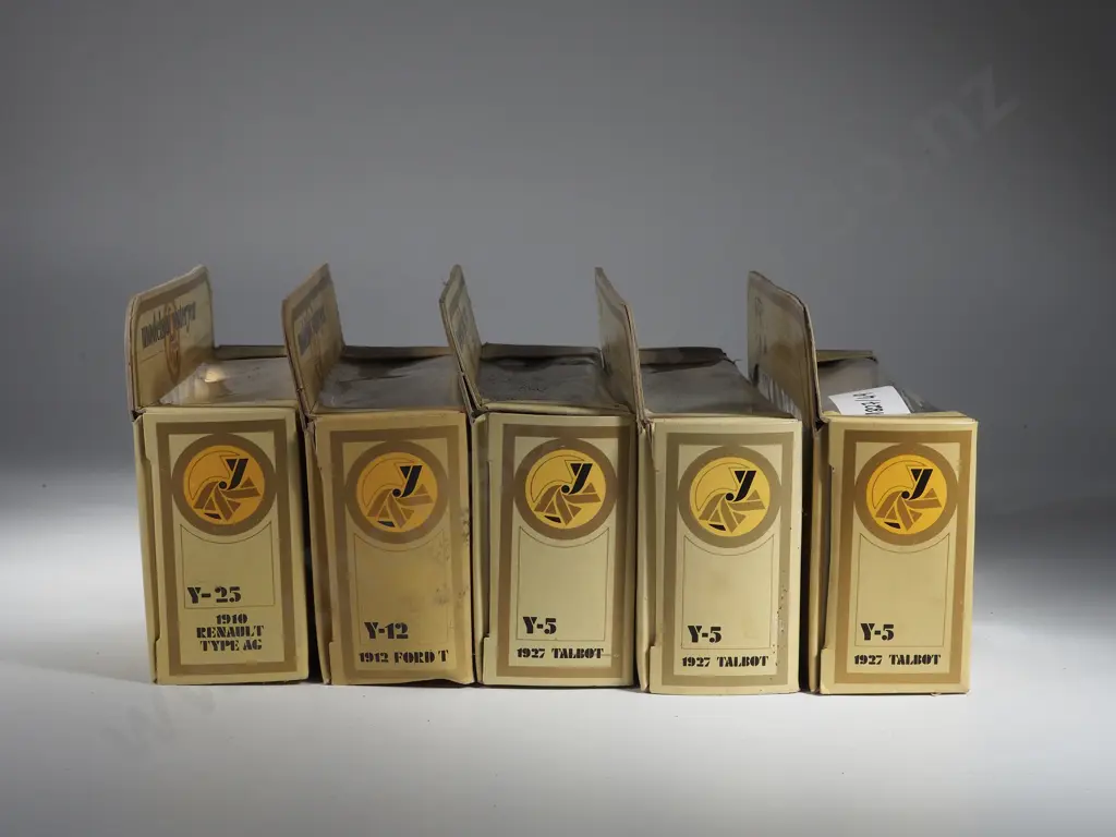 Five Boxed Matchbox Models of Yesteryear: Three Y-5 / Y-12 / Y-25 Image 1++