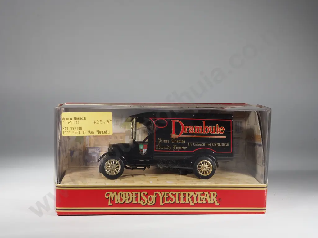 Three Boxed Matchbox Models of Yesteryear: Y-19 / Y-21C / Y41 Image 1++