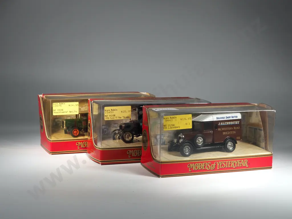 Three Boxed Matchbox Models of Yesteryear: Y-19 / Y-21C / Y41 Image 1++