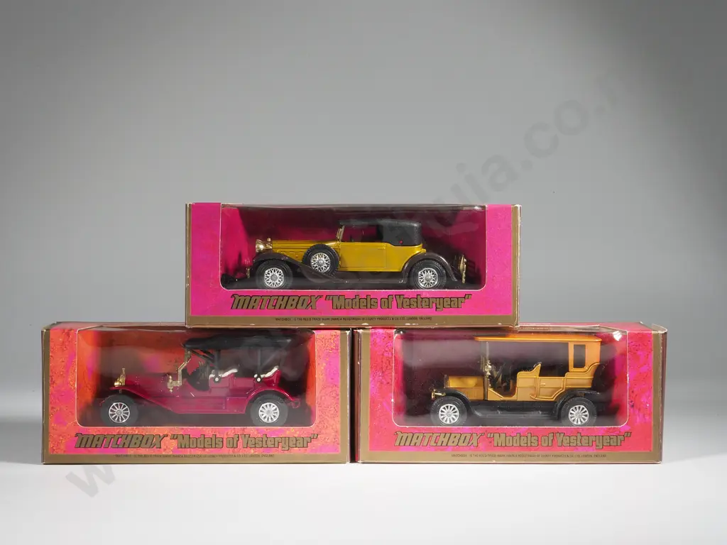 Three Boxed Matchbox Models of Yesteryear: Y-5 /Y-12 / Y-15 Image 1++