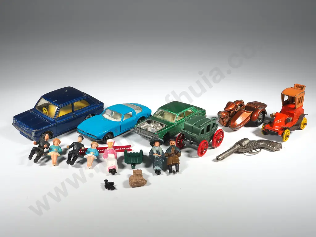 A Selection of Vintage Matchbox & Corgi Cars A/F Image 1++