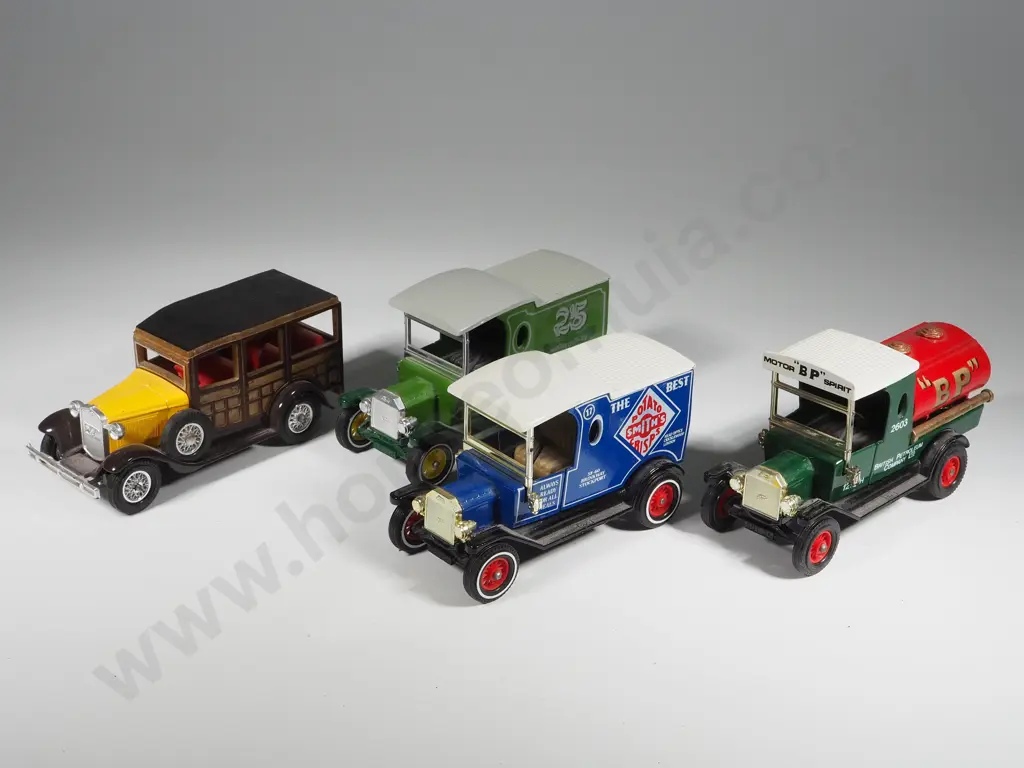 Assorted Matchbox Toy Trucks, Made in England Image 1++