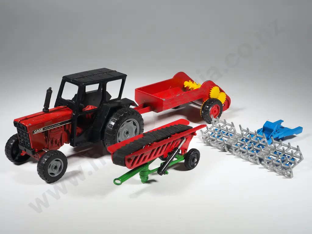 Lonestar Truck with Three Different Attachments Image 1++