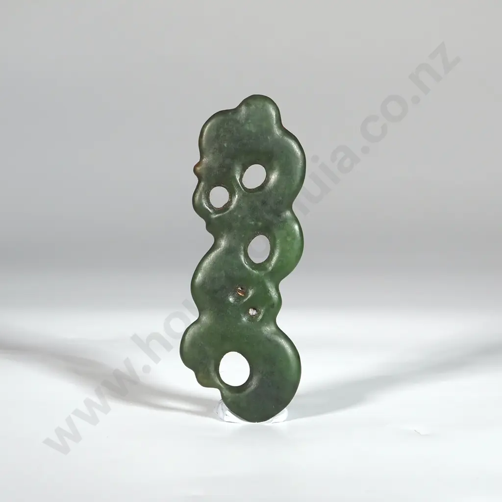 Greenstone Manaia Pendant Image 1++