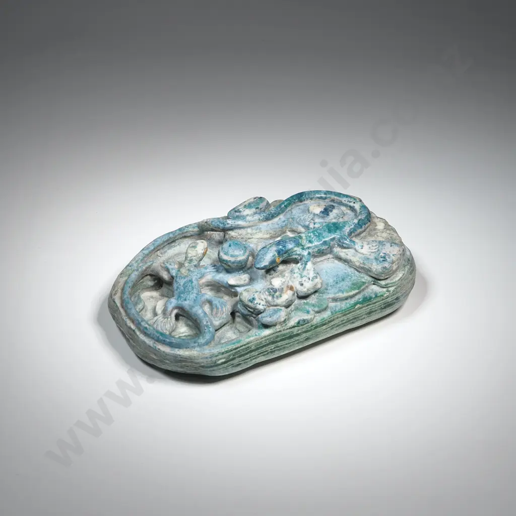 Seth Heron Carved Aotea Lizards with Gold Eyes with Ten Small Aotea Pebbles. 175 x 110 x 55 mm Image 1++