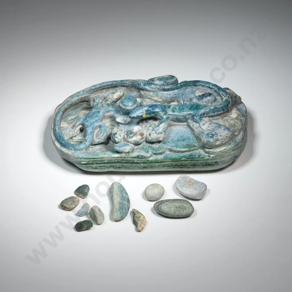 Seth Heron Carved Aotea Lizards with Gold Eyes with Ten Small Aotea Pebbles. 175 x 110 x 55 mm Image 1++