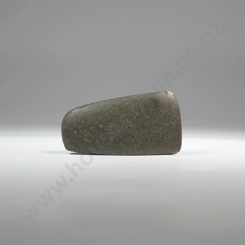 Pre-European Stone Toki - Found in the Hawkes bay Y22816 Image 1++