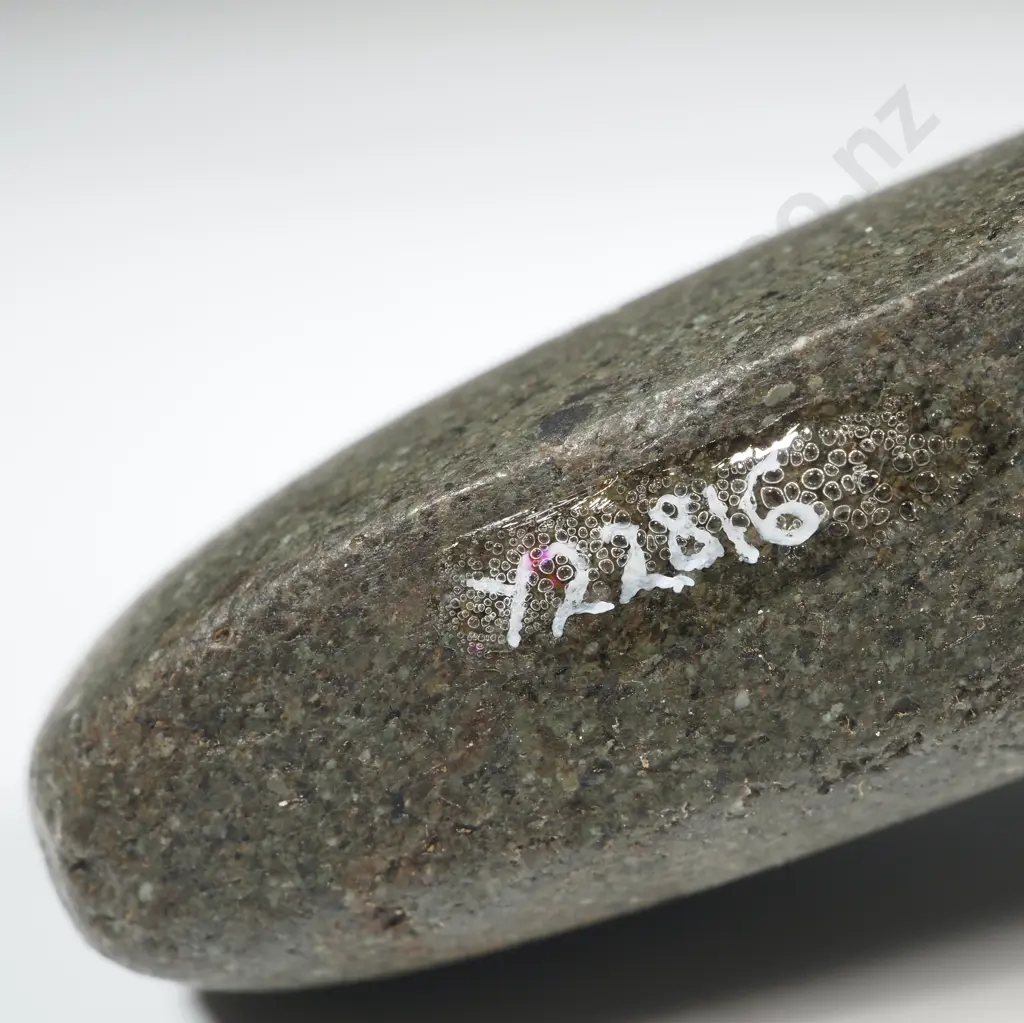 Pre-European Stone Toki - Found in the Hawkes bay Y22816 Image 1++