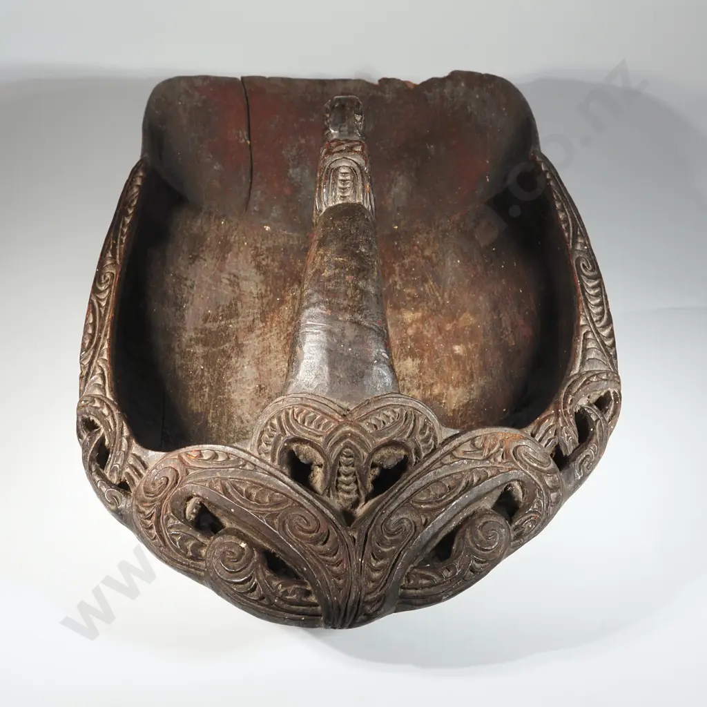 19th Century Carved Wooden Tiheru Canoe Bailer - From Hawkes bay Y-22837 Image 1++