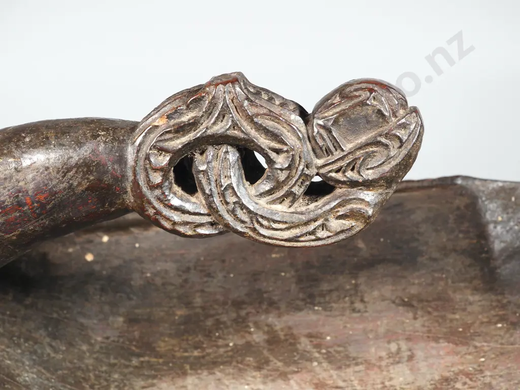 19th Century Carved Wooden Tiheru Canoe Bailer - From Hawkes bay Y-22837 Image 1++