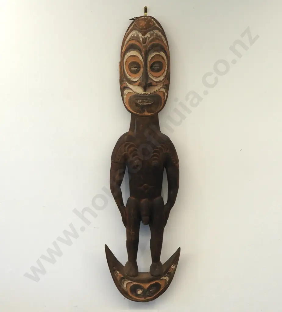 PNG Carved Wooden Male Figure Image 1++