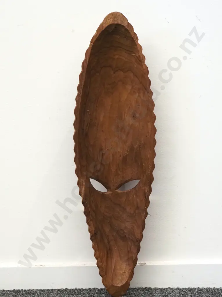 Vintage Wooden Fijian Tribal Mask with Carved Tortoise to Forehead Image 1++