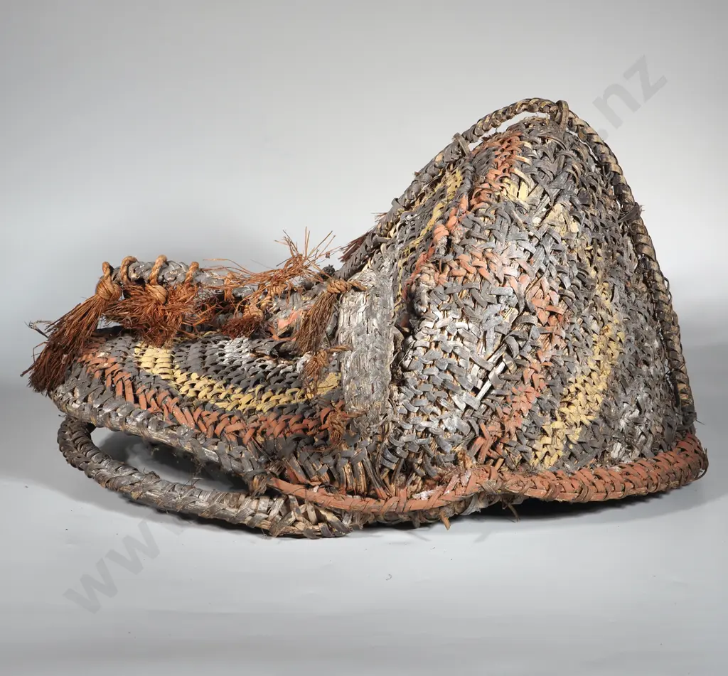 PNG Woven Cane Gable Mask  Image 1++