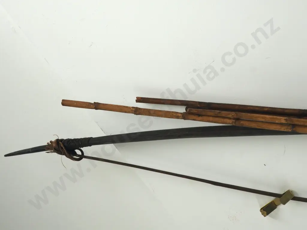 PNG Bow & Four Arrows Image 1++