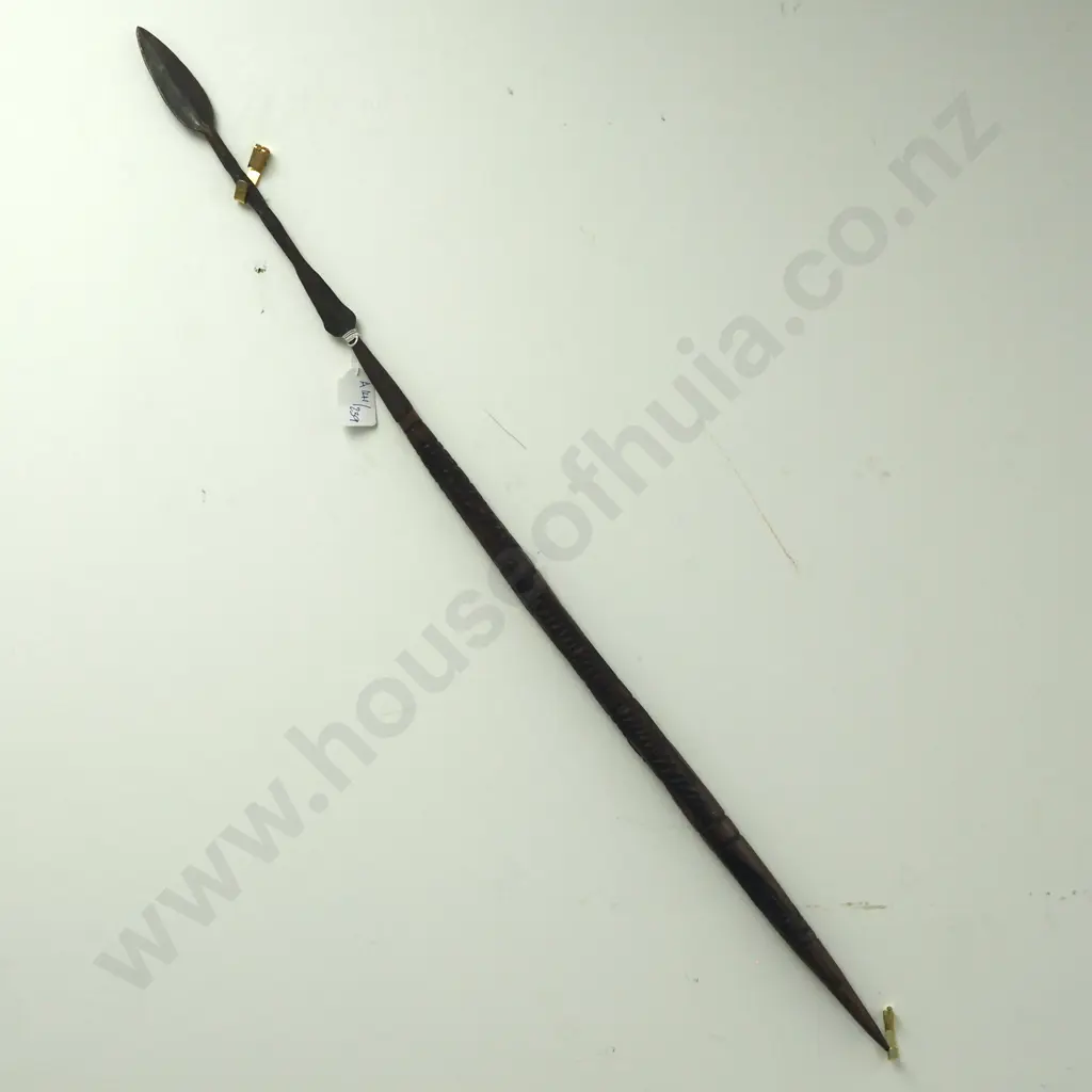 Pacific Island Short Spear w Metal Tip Image 1++
