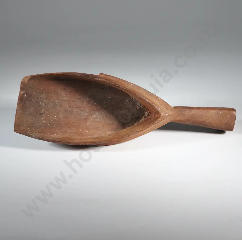 Solomon Islands Canoe Bailer Image 1++