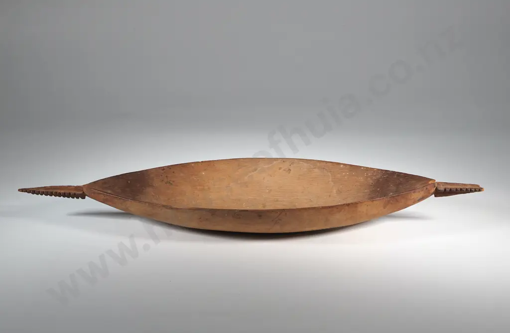 Solomon Islands Carved Decorative Bowl Image 1++