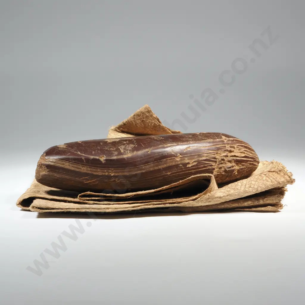 PNG Worked Stone Pounder & Fibre Cloth Image 1++