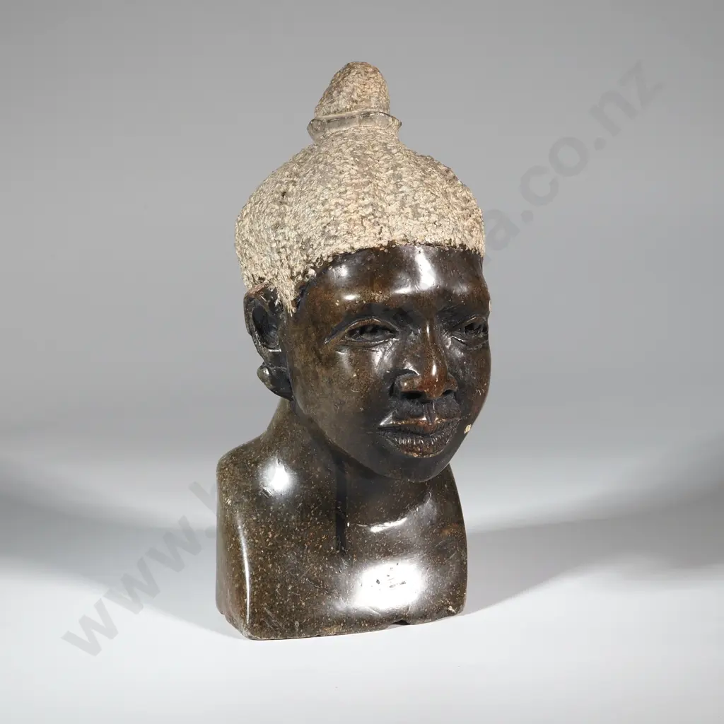 Carved Shona Bust. Probably From Zimbabwe  Image 1++