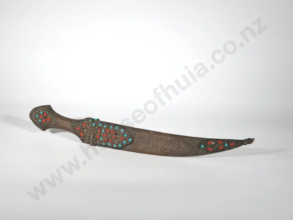 Gem Inlaid Decorative Dagger Image 1++