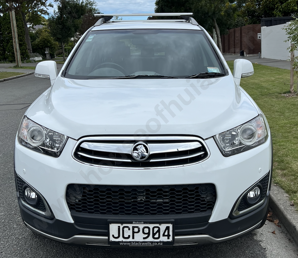 2015 Holden Captiva in White: No Reserve Image 1++