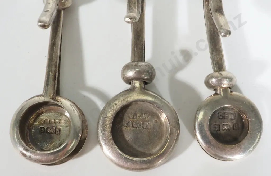 Three Antique Ornate Sterling Silver Napkin Clips Image 1++