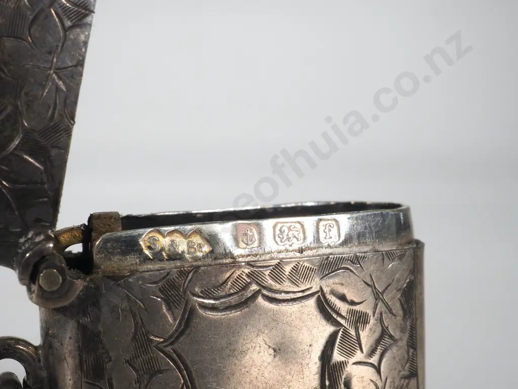 Antique Sterling Silver Vesta Case Image 1++