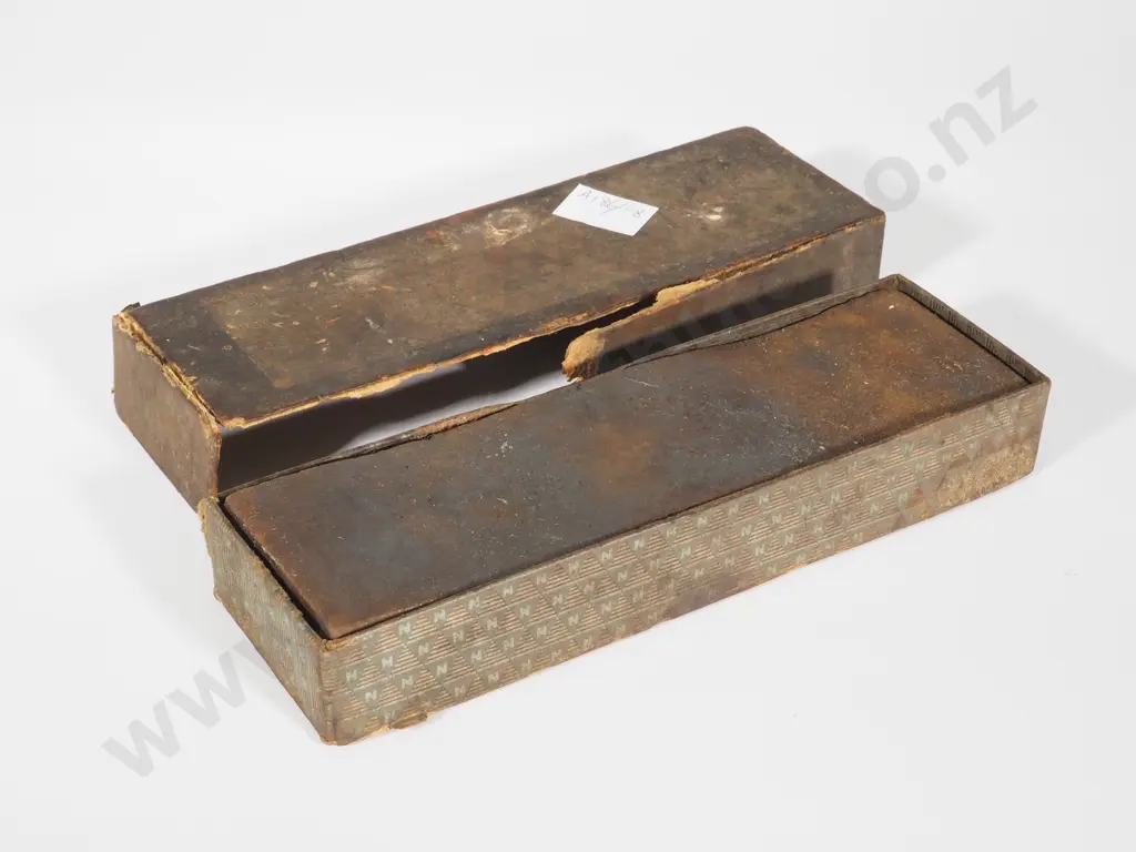Vintage Whet Stone in Original Case Image 1++