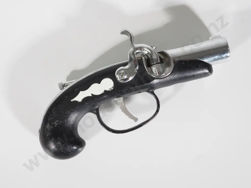 Vintage Novelty Flintlock Pistol Cigar/Cigarette Lighter Image 1++