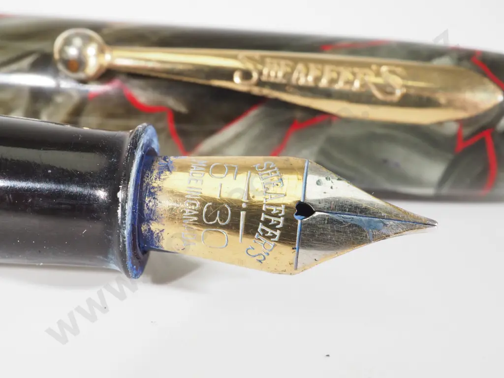 Sheaffer's Marbled Brown w Ox Blood Fountain Pen Image 1++