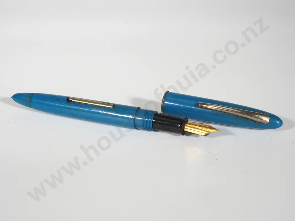 Vintage Turquoise Fountain Pen Image 1++