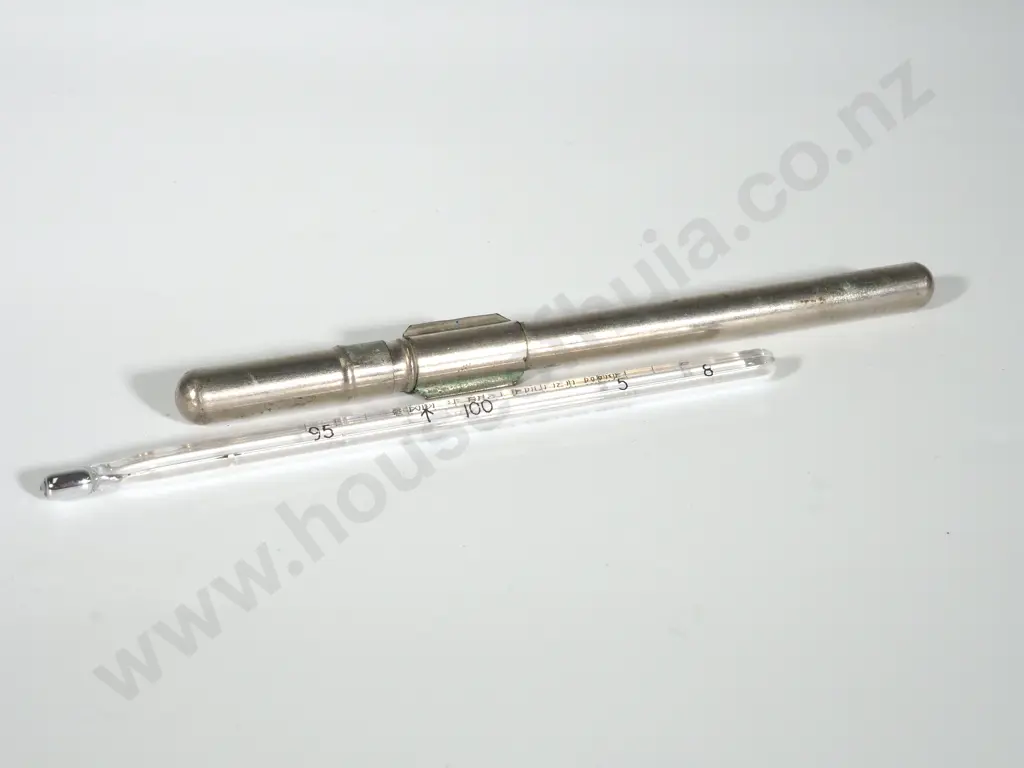 Vintage Thermometer in Steel Case Image 1++