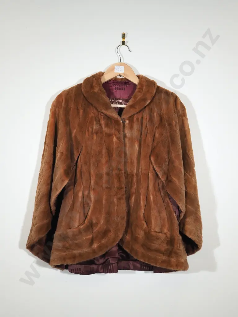 Vintage Fox Fur Coat Image 1++