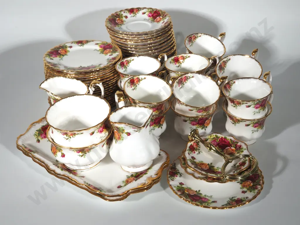 Large Lot of Royal Albert Tea Set Pieces Image 1++