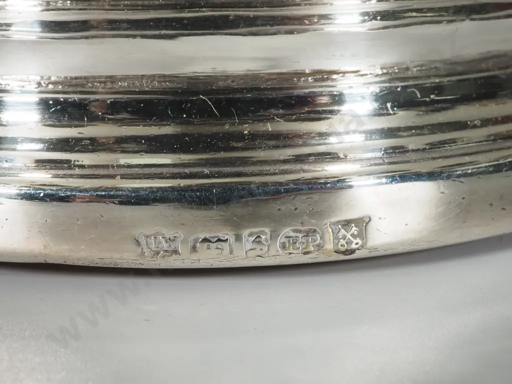 Decorative Silver Plate Wine Bottle Stand Image 1++