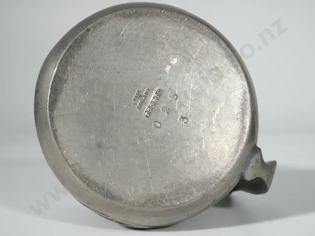 Pair of Antique Archibald Knox Tudric Pewter Pieces - 025 3 Image 1++