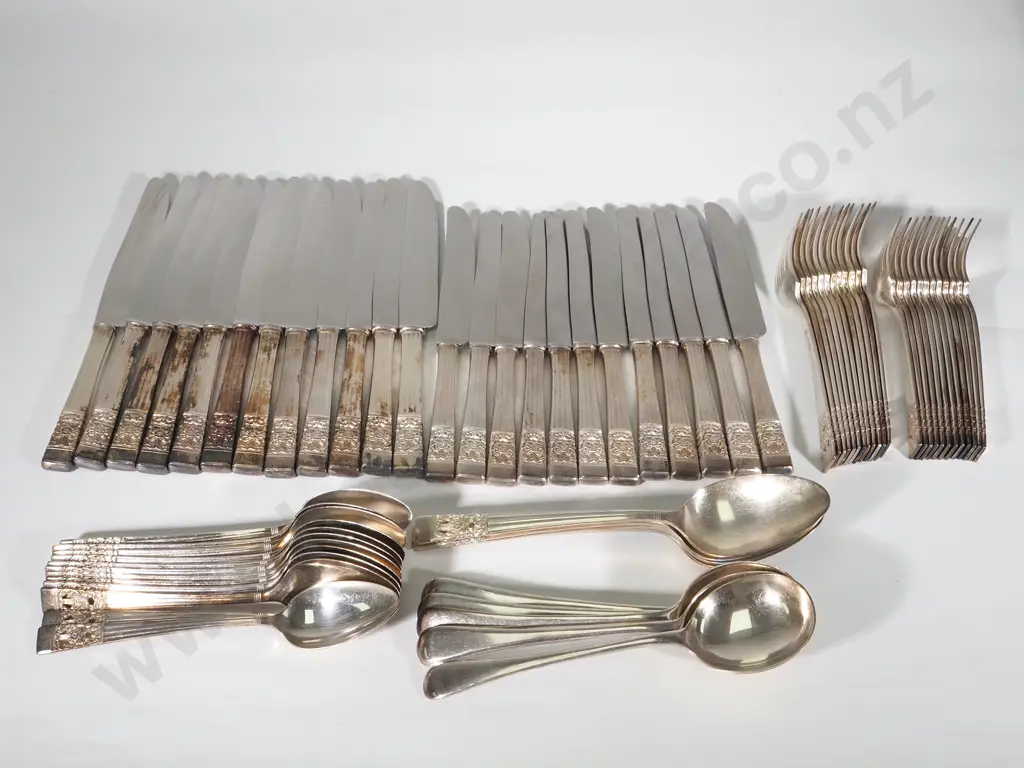 Large Lot of Silver Plate Cutlery Image 1++