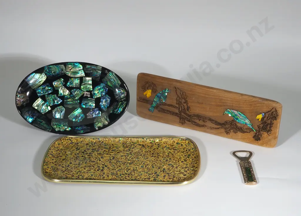 Kiwiana & Paua Shell Items Image 1++