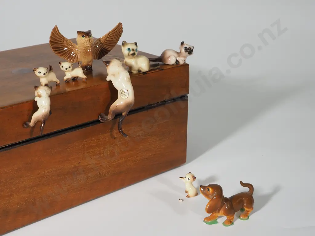 Assorted Lot of China Kittens /Owl/Dachshund Image 1++