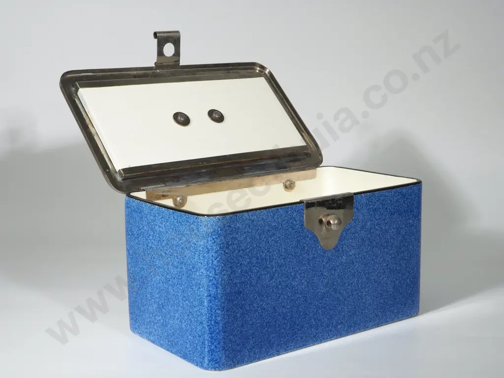 Striking Blue Mid Century WMF Porcelain Lunchbox Image 1++