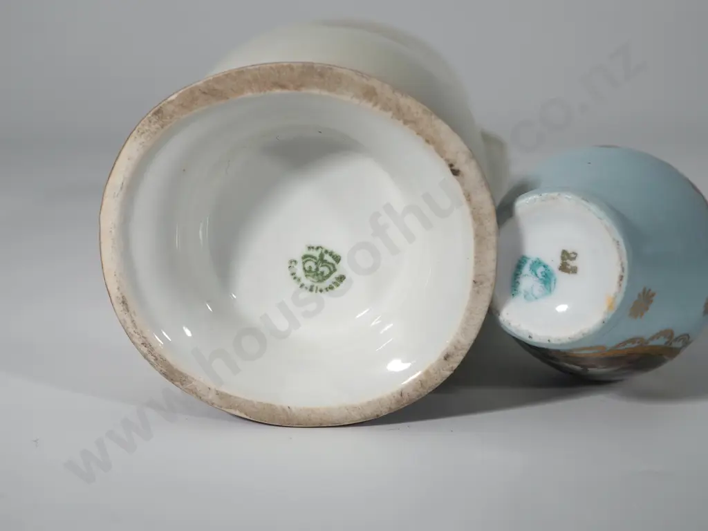 One Large & One Small European Vase Image 1++