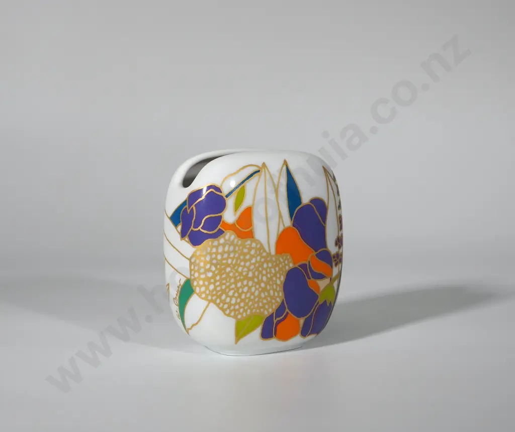 Decorative Coloured Rosental Vase Image 1++