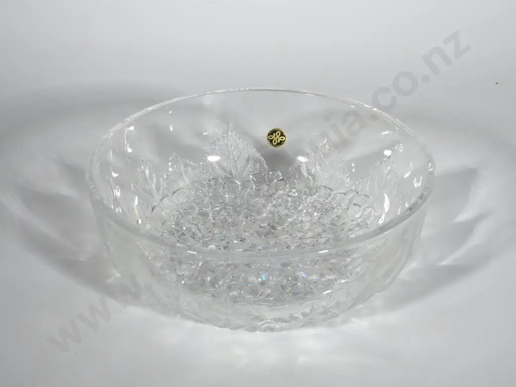 Hoya Crystal Bowl - As New in Box Image 1++